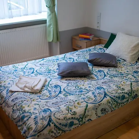 Δωμάτια σε οικογενειακή κατοικία Lukas Guest Krasków