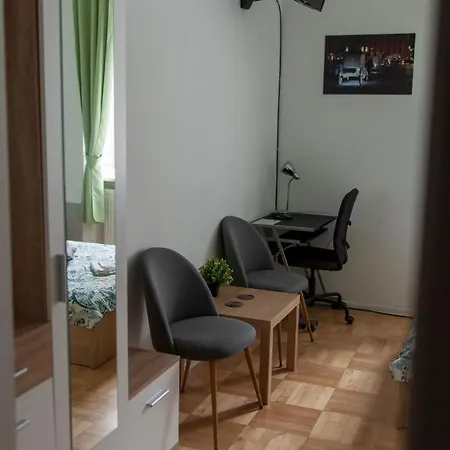 Lukas Guest * Krakow